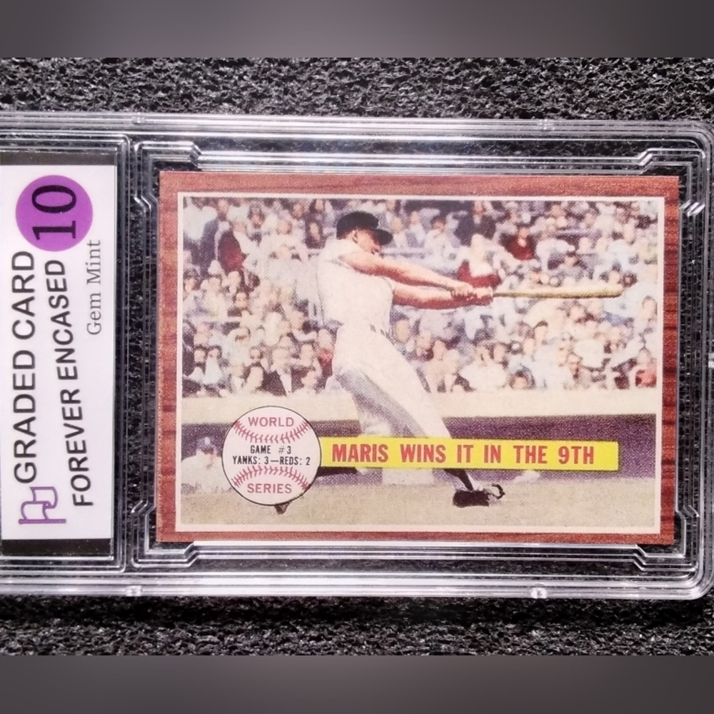 1961 Roger Maris Boston Red Soxs World Series Vintage HOF Baseball Card Grade 10